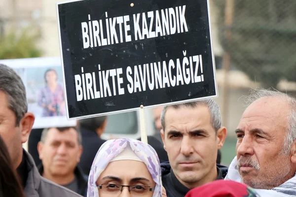 Direniş sürüyor dayanışma da sürmeli