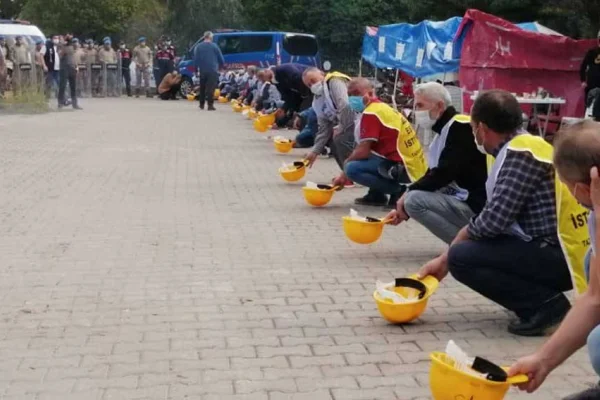 Çocuklarıyla helalleşip çıktılar