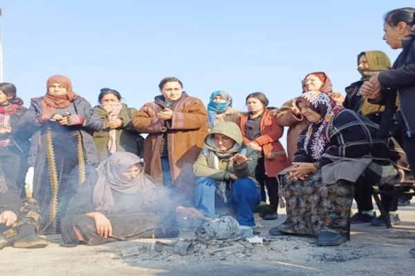 Barajda halk nöbetine devam