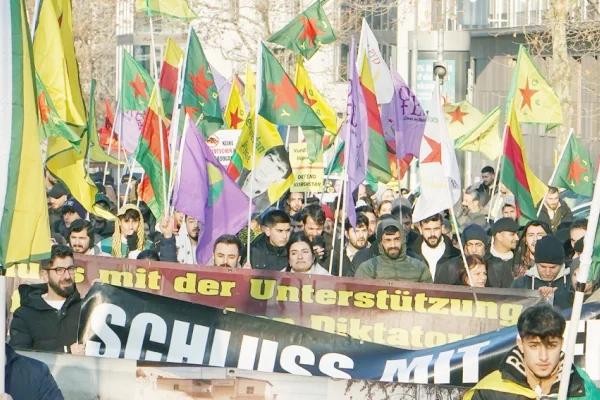 Kırmızı çizgi Rojava’dır, tanıyın