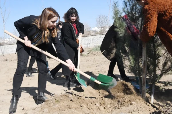 Kadın odaklı hizmet sürüyor