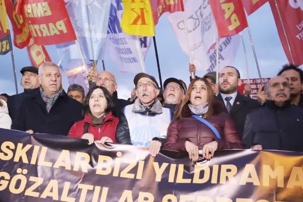 Barış umuduna operasyon yapılıyor