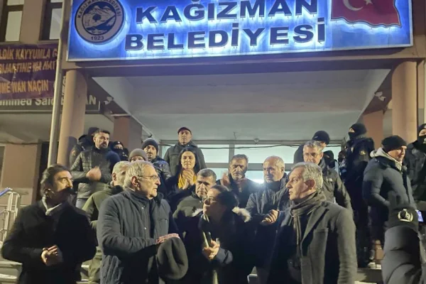 19 barodan kayyum tepkisi