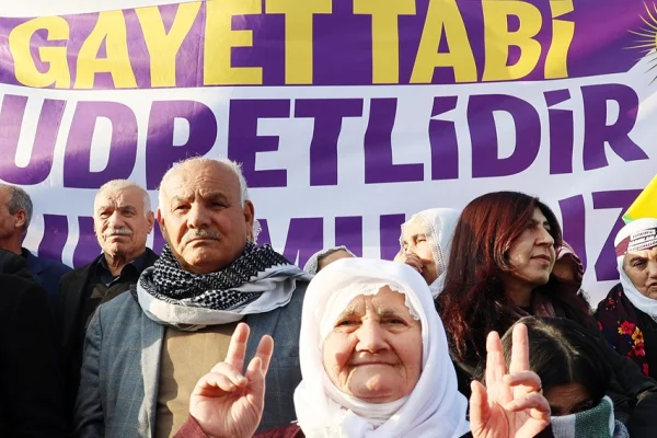 Amed halkı mesajı aldı: Durumumuz kudretlidir!