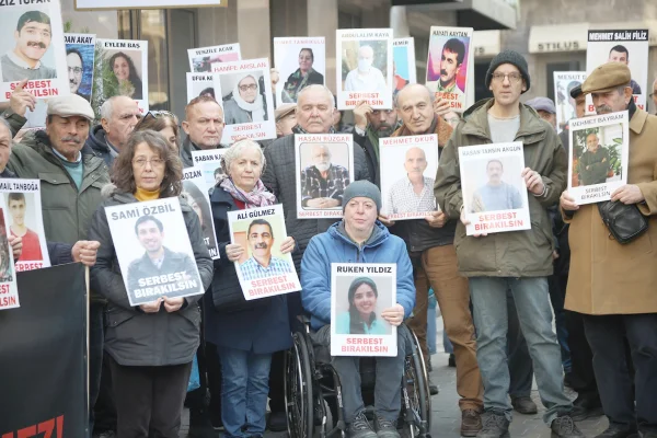 Cezaevleri mezarlıklara döndü
