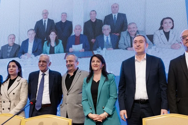 Kürt vekillerden Almanya’ya çağrı