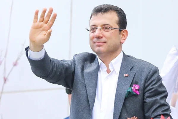 İstanbul hapsedildi