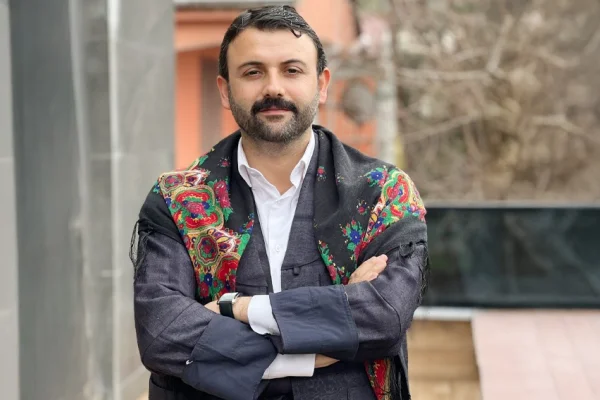 Eşbaşkan hücrede tutuluyor