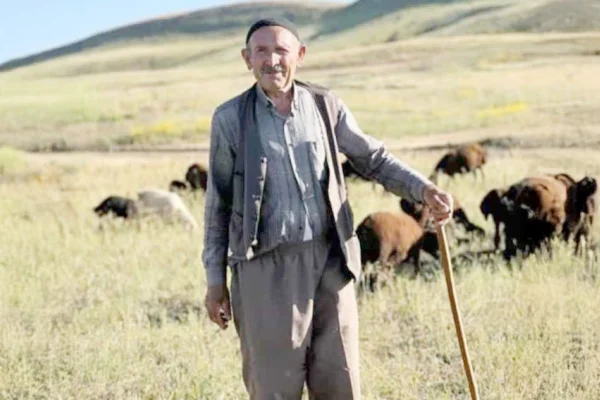 85’indeki Sayak cezaevinde tutuluyor