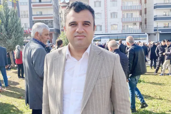 Halka gidin, halkla yürüyün