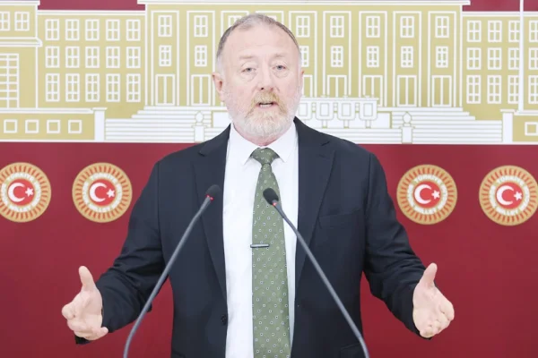 Ciddi olun, barış adımını atın