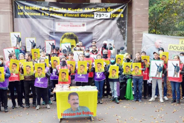 Yoldaş Öcalan’a özgürlük