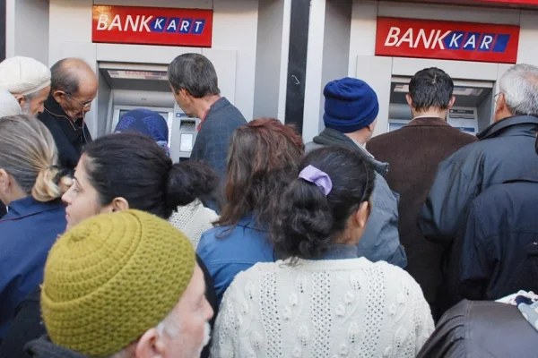 Emeklinin 255 bin lirası çalındı