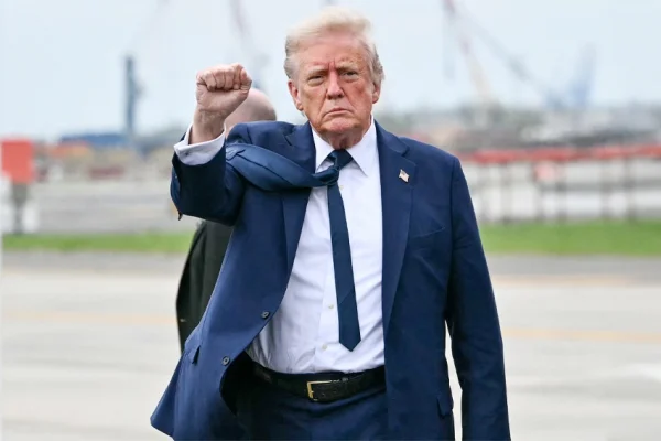 Trump’ın ilk 100 günü: Kaotik ve korkutucu