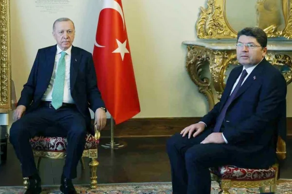 DEM Parti'den ciddiyete davet