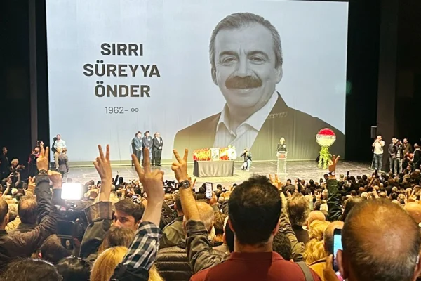 Sırrı Süreyya’nın ardından üç mesaj