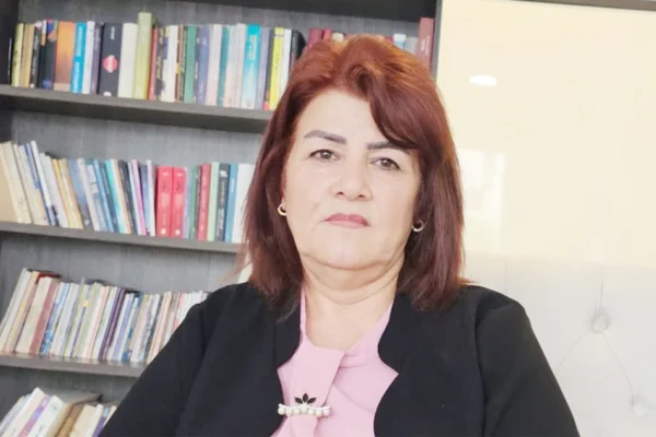 Ulusal birlik kadınların elinde