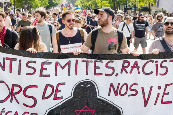 J7’de antisemitik artışı 