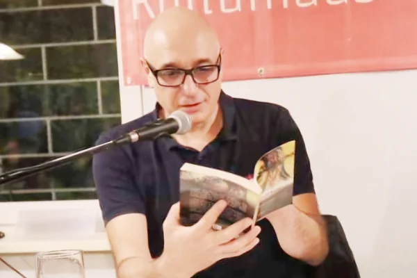 Kayıp kimliğinin izinde