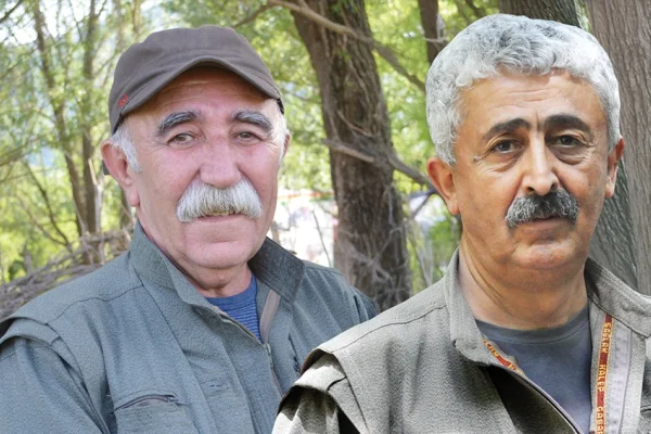 “Derlenip dürülmesin bayraklar”