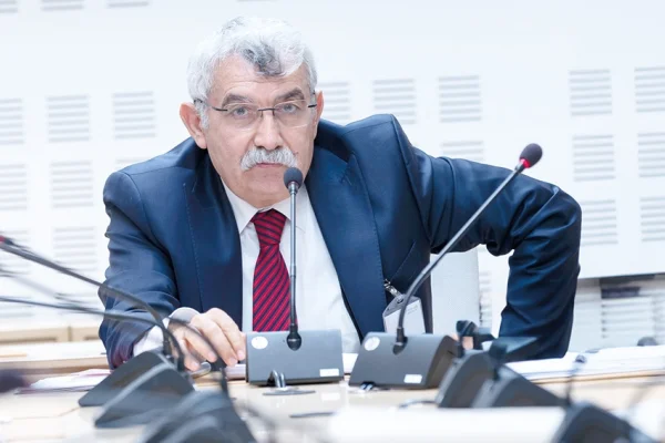 Örgütlenme modeli değişiyor