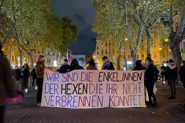 ‘Cadılar Bayramı’nda eylem