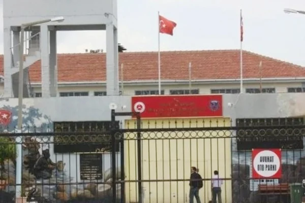 Psikolojik ve fiziki baskı