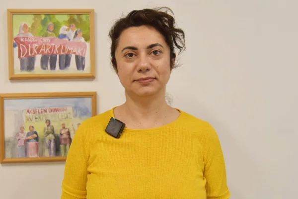 Hem gölgede hem ışıkta: Kadın