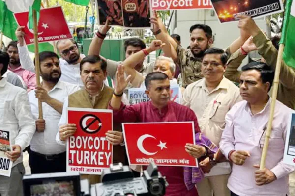 İnşaat ve dizi sektörüne de veto