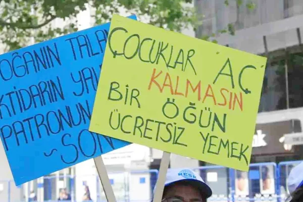 Çocuklar okula aç gidiyor