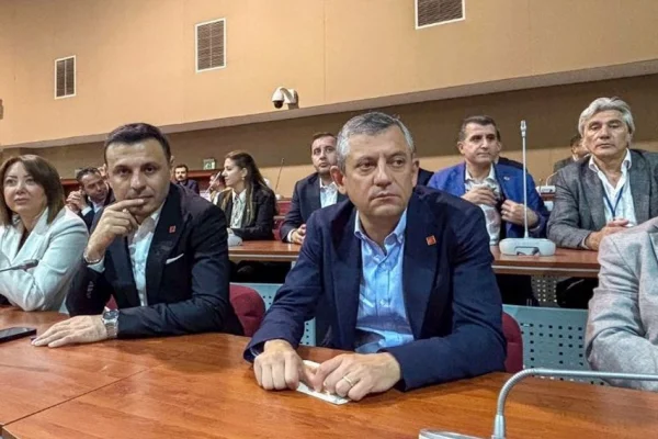 Kürt olduğum için buradayım