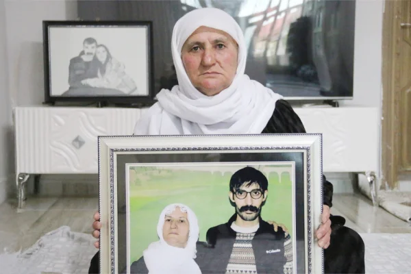 Her gördüğümde yüreğim yanıyor
