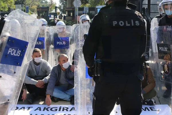 BİMEKS işçileri gözaltına alındı