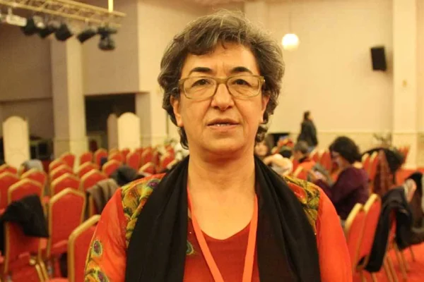 83 kez gözaltına alındı