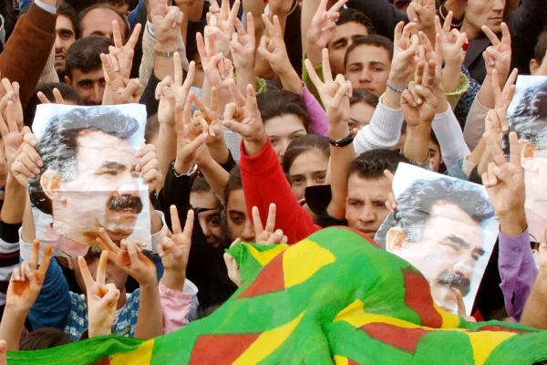 Önder Apo özgür çalışır olmalı