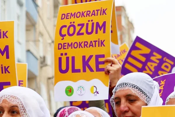 Demokratik çözüm, demokratik toplum