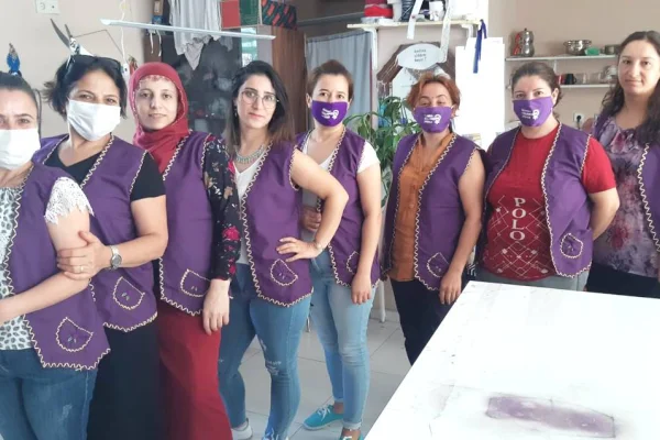 Yörük kadınların özsavunması: Mor Cepken