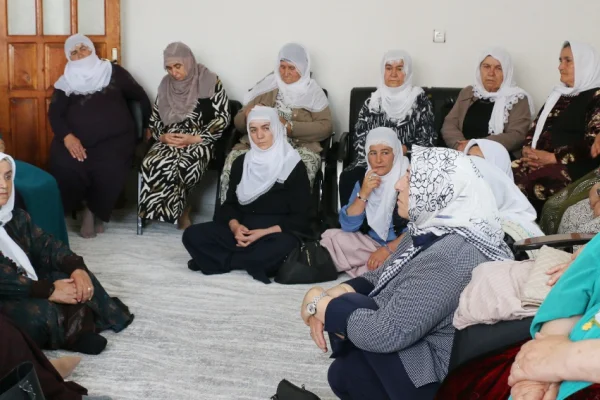 Tabutları değil birbirimizi kucaklayalım