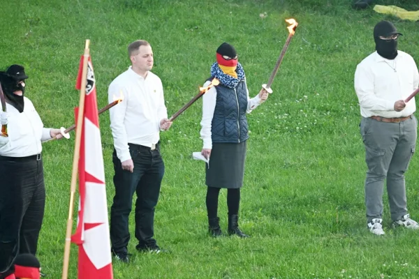 Genç neonaziler nasıl örgütleniyor?