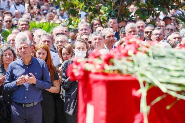 Manisa, Zeyrek'i uğurladı