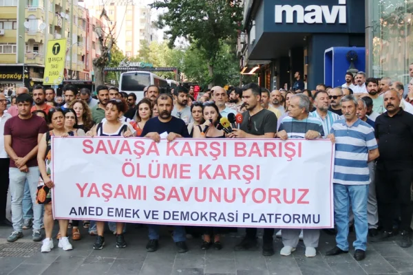 Saldırılar, savaşta ısrardır