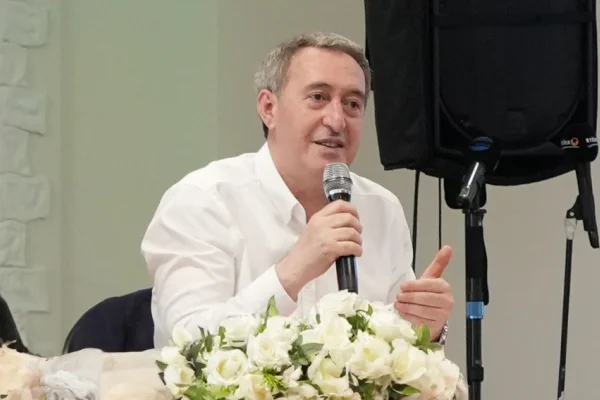 Bakırhan’ı dinlerken