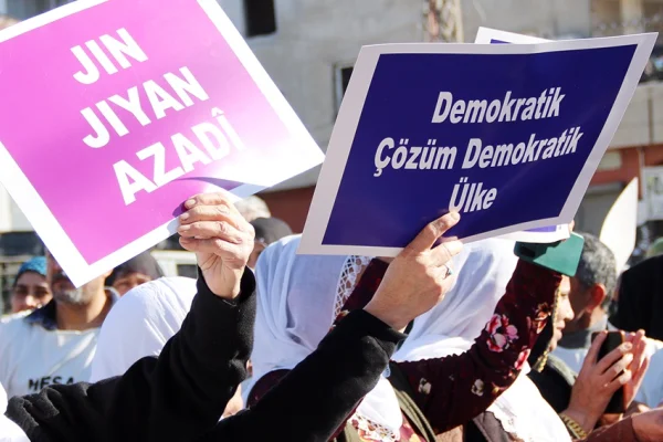 Halkların özgürlük arayışı ve alternatif çözümler