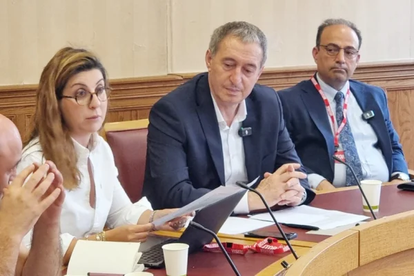 Süreç için İngiltere'ye çağrı