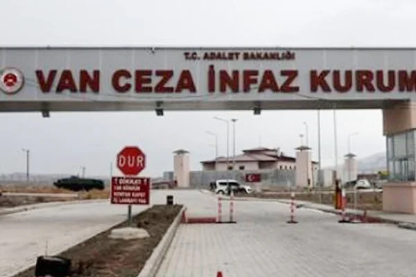Newroz için hücre cezası