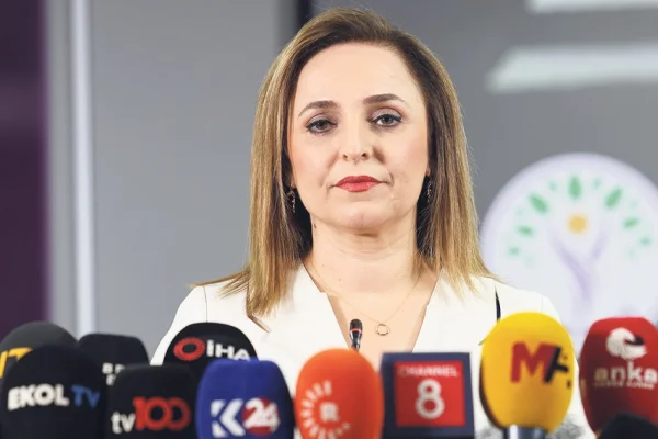 DEM Parti: Bu kez yarım kalmamalı