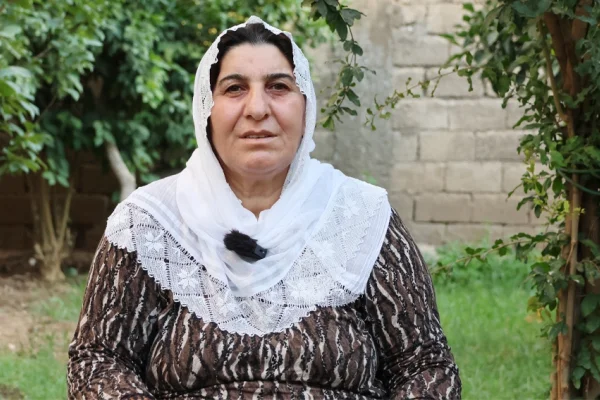 Kızını törende gördü