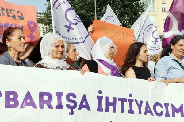 Barışta ısrar ediyoruz, edeceğiz de