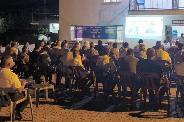 Amed ve Riha’da halk toplantıları