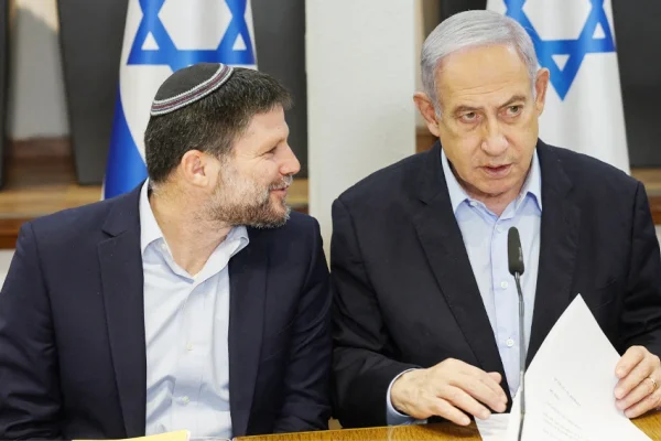 Netanyahu adım adım ilhak ediyor